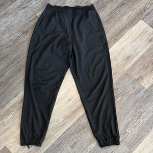 Lululemon joggers size 6